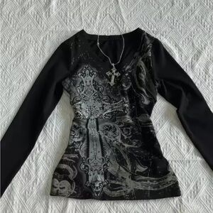 Black and Gray Long Sleeve Vintage gothic T shirt woman Y2K place punk V-neck